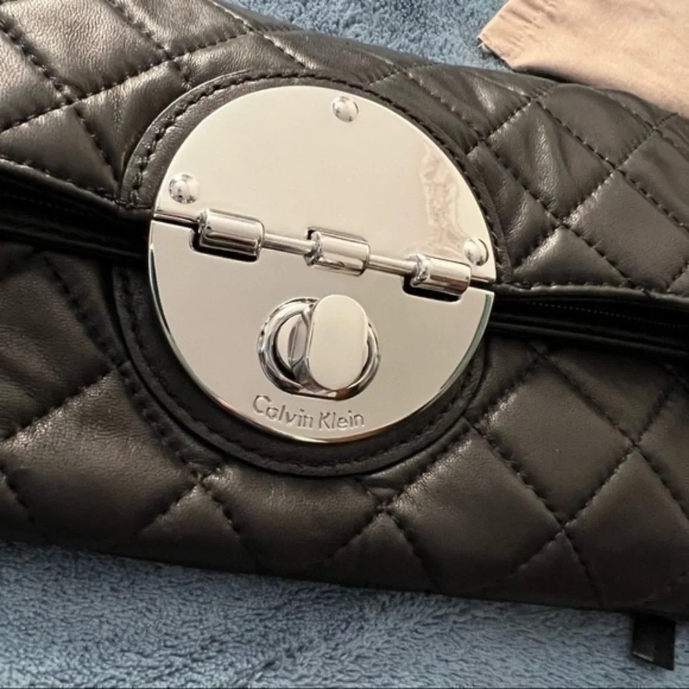Calvin Klein this fold